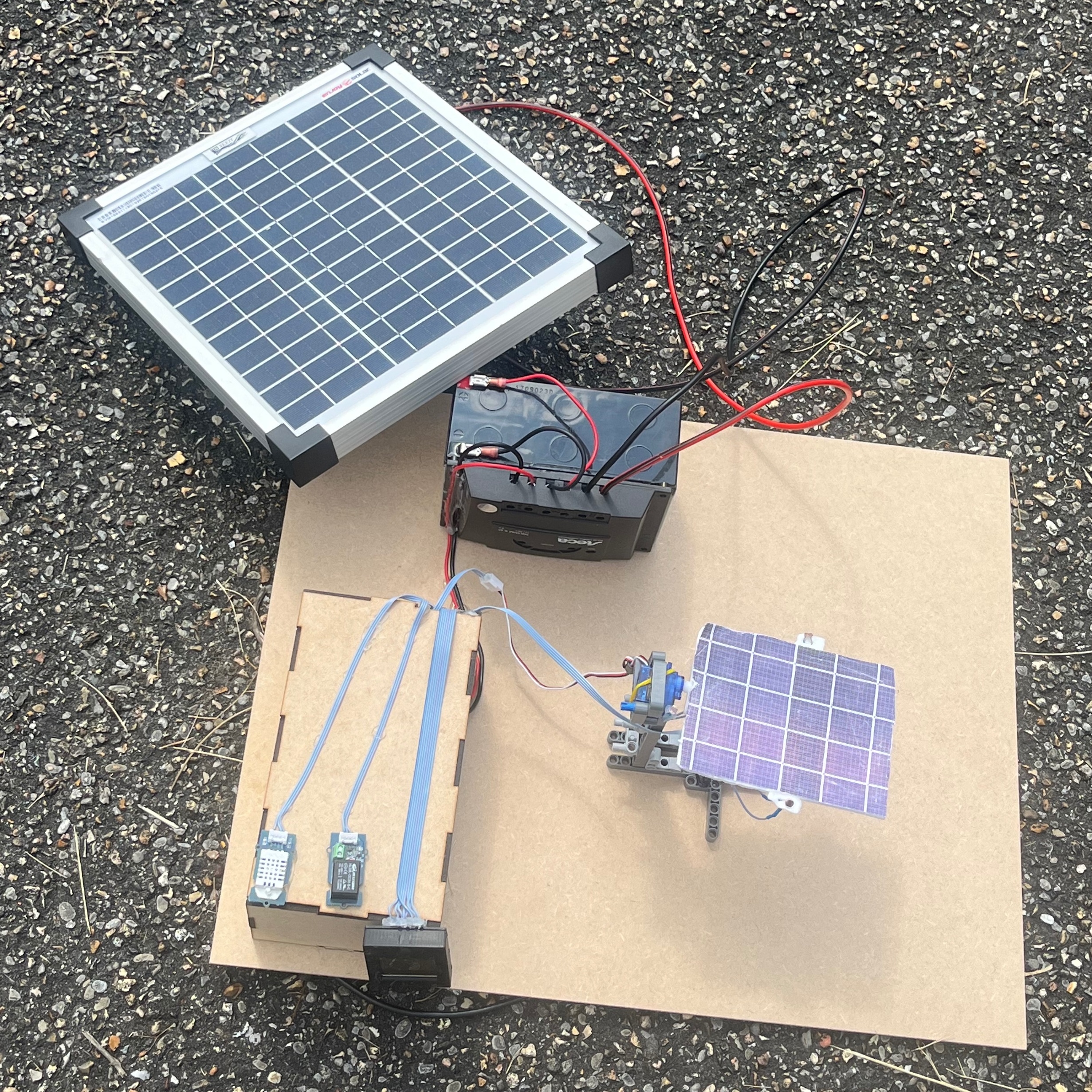 Tracker solaire automatique Arduino C++ avec photorésistances